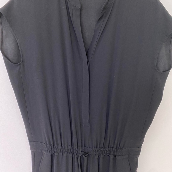 Babaton by Aritzia jumpsuit size medium - Picture 4 of 4